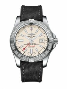 Breitling Avenger II GMT Stainless Steel / Diamond / Stratus Silver / Military A3239053.G778.109W