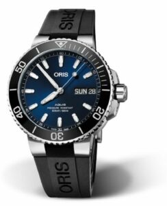 Oris Aquis Big Day Date 45.5mm Stainless Steel / Blue / Rubber 01 752 7733 4135-07 4 24 64EB